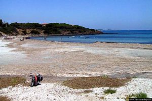 Orosei-Fuili &rsquo;e Mare: la spiaggia e il promontorio che la separa da Sas Linnas Siccas
