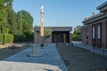 Orotelli-chiesa parrocchiale dello Spirito Santo: giardino