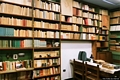 Orune-Biblioteca Antonio Pigliaru: studio di Antonio Pigliaru con il ritratto del Papa Giovanni XXIII
