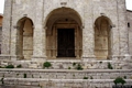 Osilo-chiesa del Rosario: particolare del portichetto