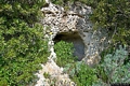 Osilo-Necropoli di tombe a prospetto architettonico di Ittiari: ingresso della tomba 1