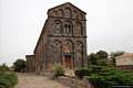 Ottana: la Cattedrale di San Nicola: veduta da sinistra