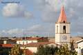 Ottana: campanile della chiesa di Sant’Antonio Abate che spicca sull’abitato Ottana: campanile della chiesa di Sant’Antonio Abate che spicca sull’abitato