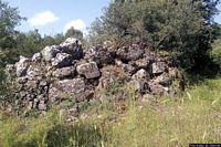 Perdasdefogu-Resti del nuraghe semplice San Pietro