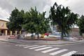 San Sperate: la scultura di Pinuccio Sciola nella piazza alla sinistra della via Cagliari