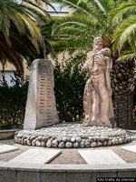 Santadi-Il Monumento ai Caduti