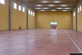 Santa Giusta: impianti sportivi di via Angioy: interno della palestra