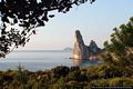 Baunei-Litorale da Pedra Longa verso sud con sullo sfondo l&rsquo;isolotto d&rsquo;Ogliastra