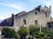 Serdiana-Casa Cascassona nota anche come Castello Roberti: muro di cinta con una torre merlata
