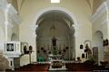 Siamaggiore: chiesa parrocchiale di San Costantino Magno: interno verso il presbiterio