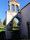 Siamaggiore: chiesa romanica di San Ciriaco: il campanile a vela visto dal retro Siamaggiore: chiesa romanica di San Ciriaco: il campanile a vela visto dal retro