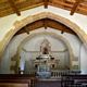 Siamaggiore: chiesa romanica di San Ciriaco: interno verso il presbiterio