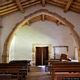 Siamaggiore: chiesa romanica di San Ciriaco: interno verso il portale di ingresso Siamaggiore: chiesa romanica di San Ciriaco: interno verso il portale di ingresso