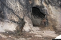 Siniscola-Interno della domus de janas di Cuccuru ’e Janas