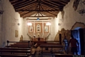 Sinnai-chiesa di San Basilio: interno verso il presbiterio