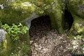 Sorgono-Domus de janas di Santu luisu: ingresso della tomba I