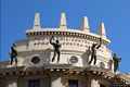 Albino Manca-e quattro statue sul palazzo della legione dei Carabinieri di Cagliari