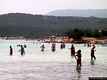 Olbia: il porto Istana: la spiaggia e il mare