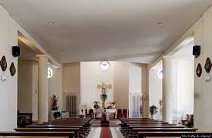 Teulada: chiesa parrocchiale di San Giovanni Battista: interno della chiesa