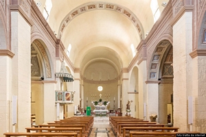 Teulada: chiesa Parrocchile della Vergine del Carmelo: interno