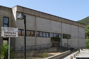 Teulada-Palestra dell’Istituto Istruzione Superiore Dionigi Scano: esterno