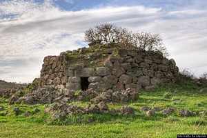 Torralba: il nuraghe Colzu