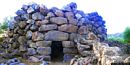Tratalias-Medau Is Cuccus-resti dell’ingresso del nuraghe Cuccu