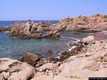 Trinità d’Agultu: costa Paradiso: gli scogli rosa a picco sul mare limpido