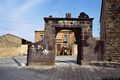 Tuili: la villa Asquer vista dietro l’arco