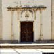 Uras: chiesa parrocchiale di Santa Maria Maddalena: il portale di ingresso