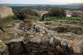 Uri-resti del nuraghe ed il villaggio nuragico di Santa Caterina