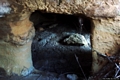 Usini-Necropoli di Molineddu: interno della tomba II