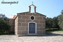 Uta: chiesa campestre di Santa Lucia