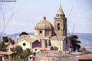 Villanovafranca: chiesa parrocchiale di San Lorenzo Martire: veduta da lontano