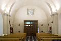 Zerfaliu: chiesa parrocchiale della Santissima Trasfigurazione: interno verso il portale di ingresso